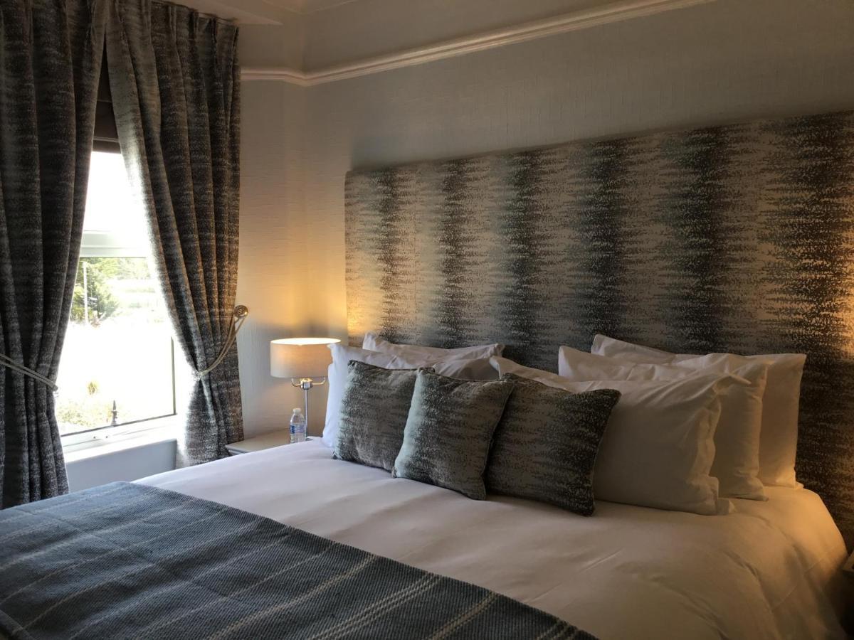 The Station Guest House Galmpton Extérieur photo