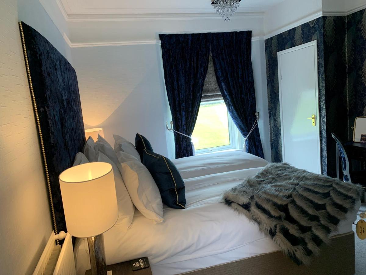 The Station Guest House Galmpton Extérieur photo