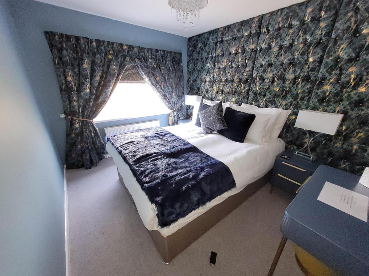 The Station Guest House Galmpton Extérieur photo