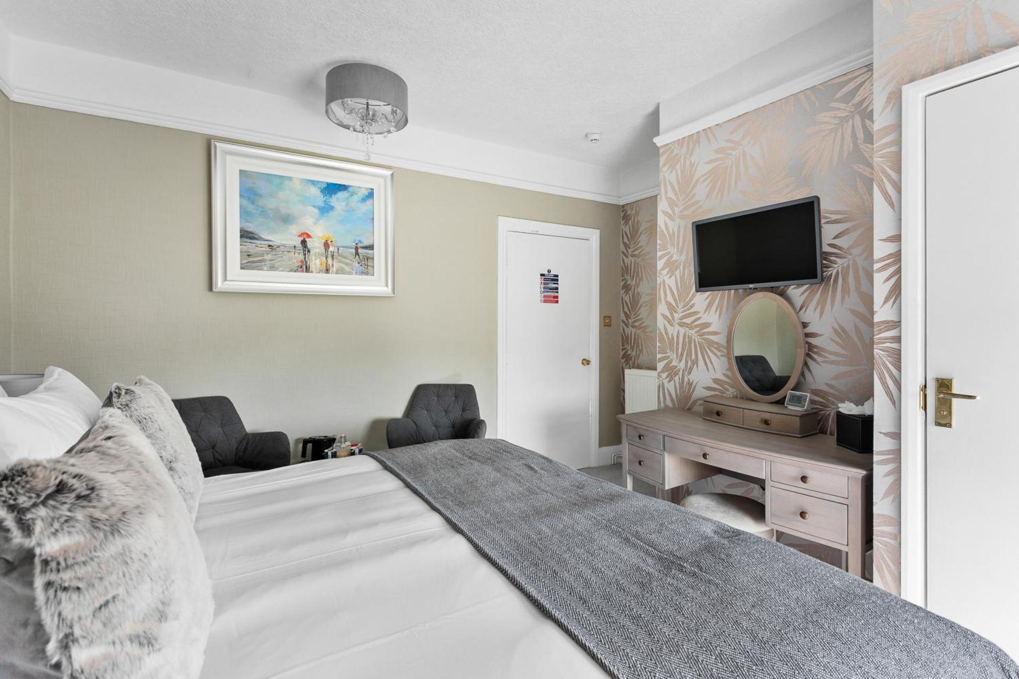 The Station Guest House Galmpton Extérieur photo
