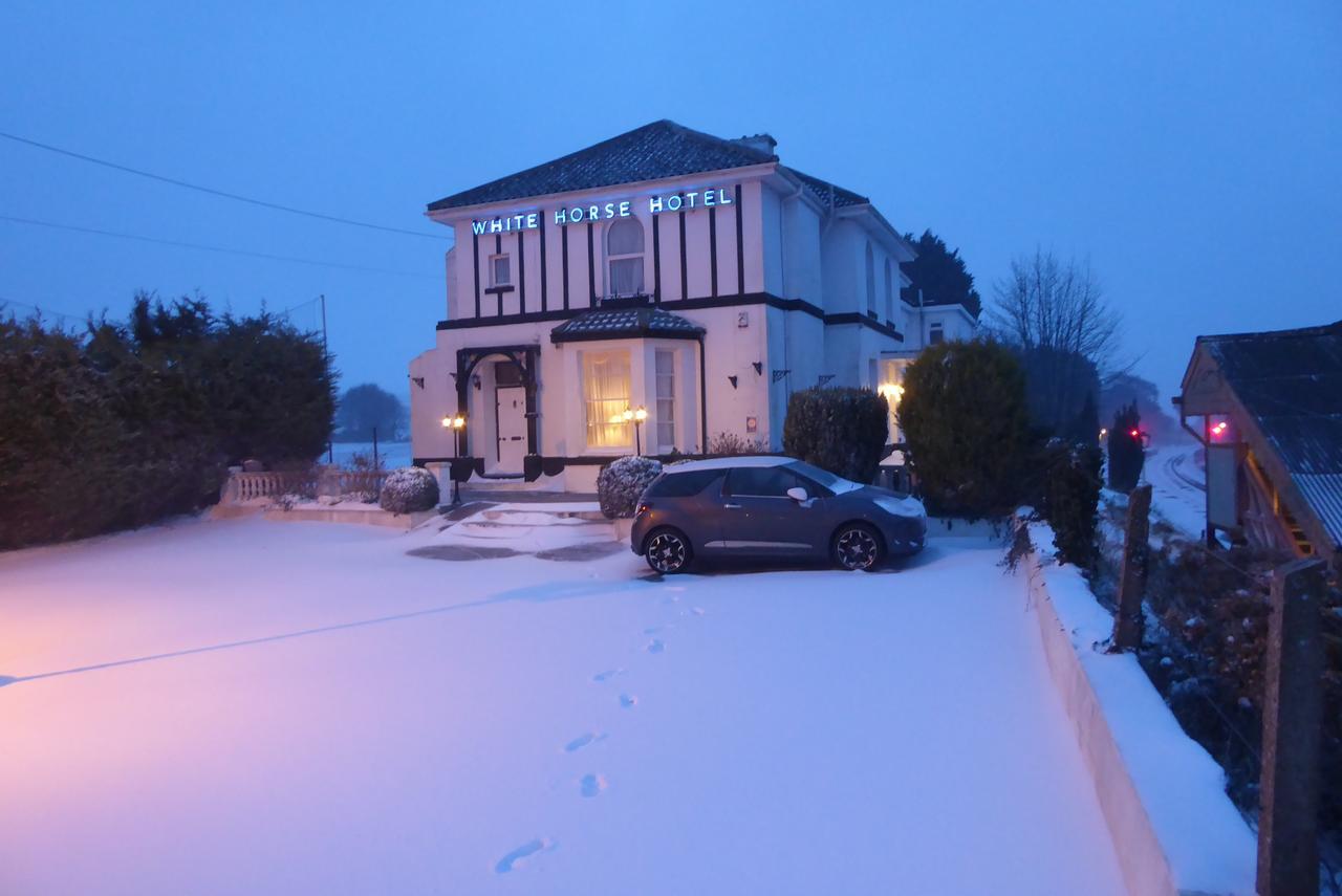The Station Guest House Galmpton Extérieur photo