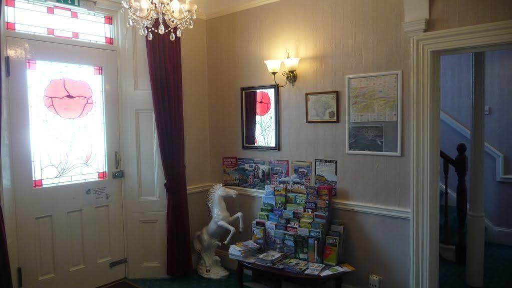 The Station Guest House Galmpton Extérieur photo